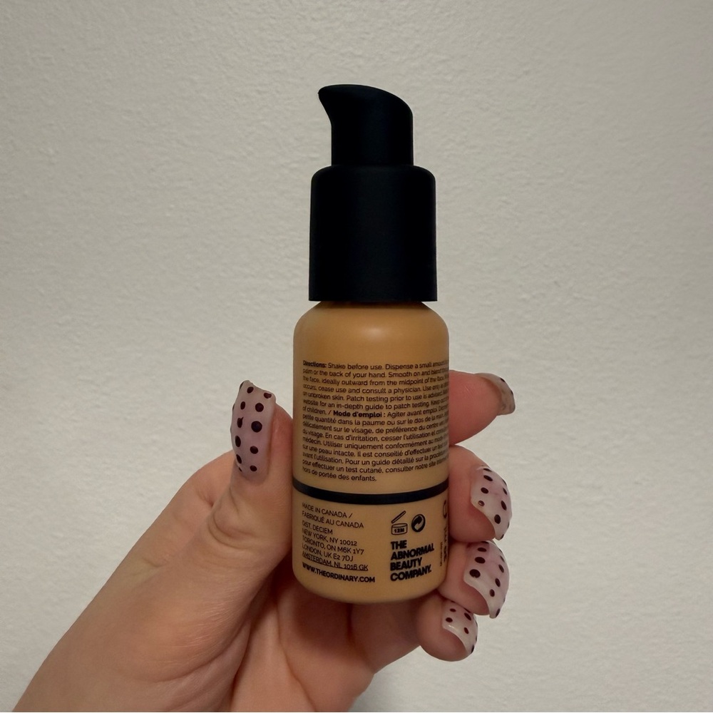 The Ordinary Colours Light Coverage Serum Foundation in 2.1 Y Medium 1 Fl Oz - Picture 2 of 8